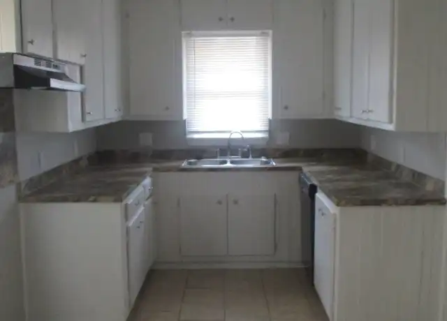 Property at 4616 NW 16th St, Oklahoma City, OK, 73127, 4 beds, 2 baths, [object Object]