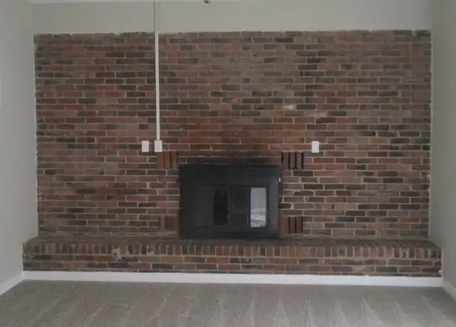 Property at 4616 NW 16th St, Oklahoma City, OK, 73127, 4 beds, 2 baths, [object Object]