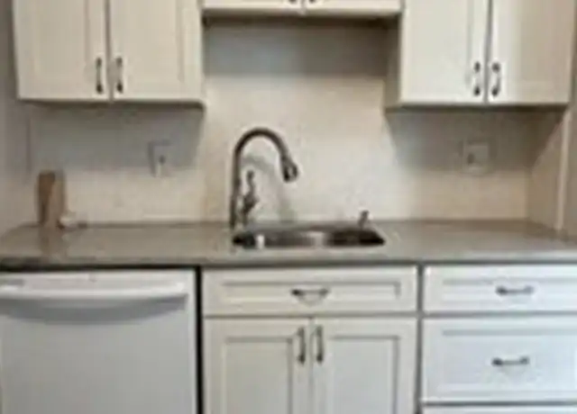 Property at 392 Centre St Unit 1, Dorchester, MA, 02122, 2 beds, 1 bath, [object Object]