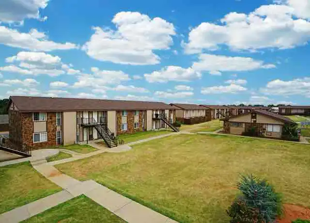 Property at 921 NE 12th St Unit 55, Moore, OK, 73160, 2 beds, 1.5 baths, [object Object]