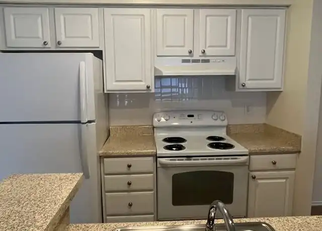 Property at 1000 Columbine Dr Unit 3C, Frederick, MD, 21701, 1 bed, 1 bath, [object Object]