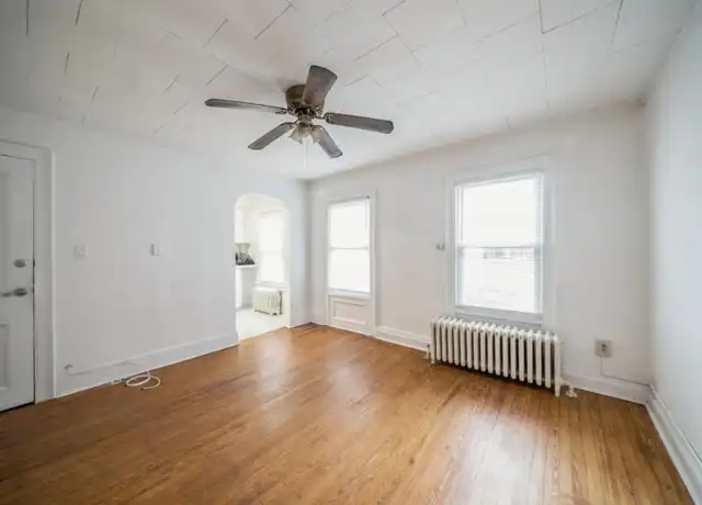 Property at 459 Wayne St Unit 2, Jersey City, NJ, 07306, 1 bed, 1 bath, [object Object]