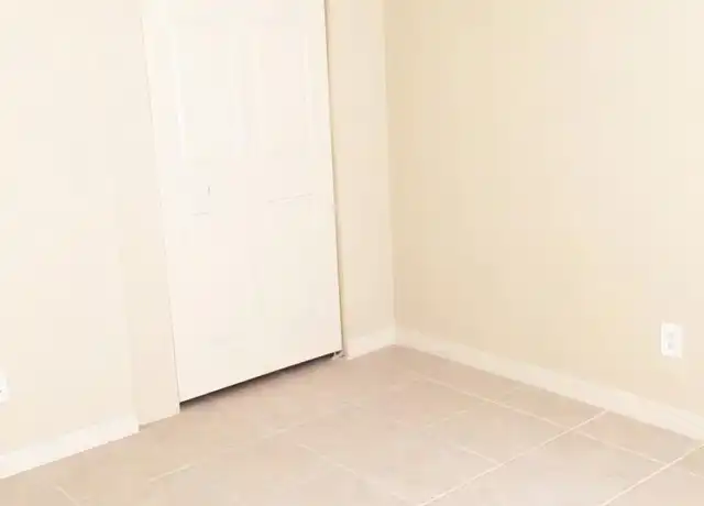 Property at 9318 N Hartts Dr Unit 1, Tampa, FL, 33617, 3 beds, 1 bath, [object Object]