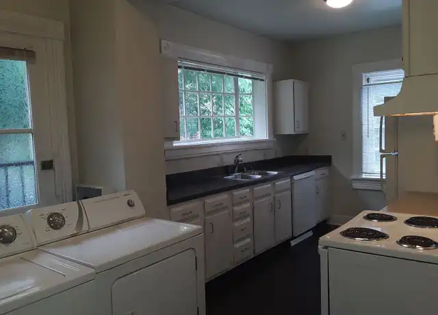 Property at 525 Belgravia Ct Unit 525-1, Louisville, KY, 40208, 3 beds, 1.5 baths, [object Object]