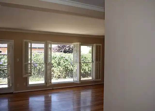 Property at 19226 Aetna St, Tarzana, CA, 91356, 3 beds, 1.5 baths, [object Object]