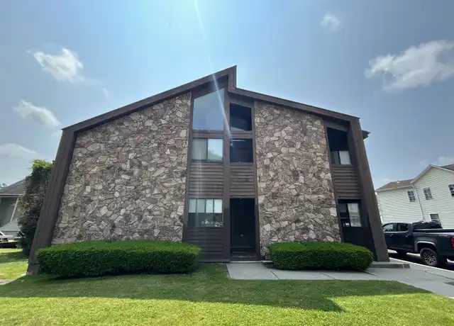 Property at 118 Osborne St Unit 1A, Danbury, CT, 06810, 1 bed, 1 bath, [object Object]