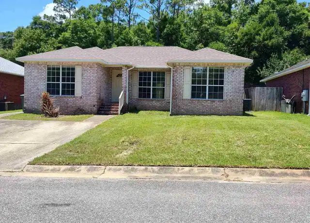 Property at 1954 Wyatt St, Pensacola, FL, 32514, 3 beds, 2 baths, [object Object]