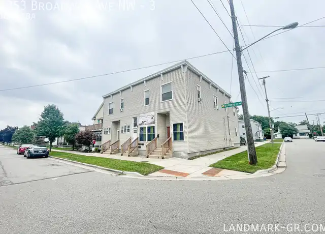 Property at 1253 Broadway Ave NW Unit 3, Grand Rapids, MI, 49504, 3 beds, 1 bath, [object Object]