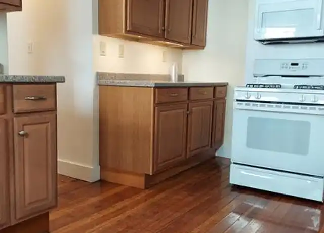 Property at 64 Gordon St, Quincy, MA, 02171, 2 beds, 1 bath, [object Object]