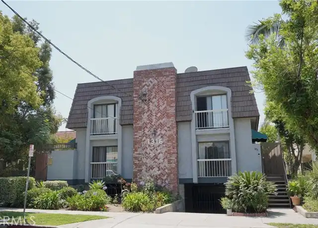 Property at 1316 E California Ave #102, Glendale, CA, 91206, 3 beds, 3 baths, [object Object]