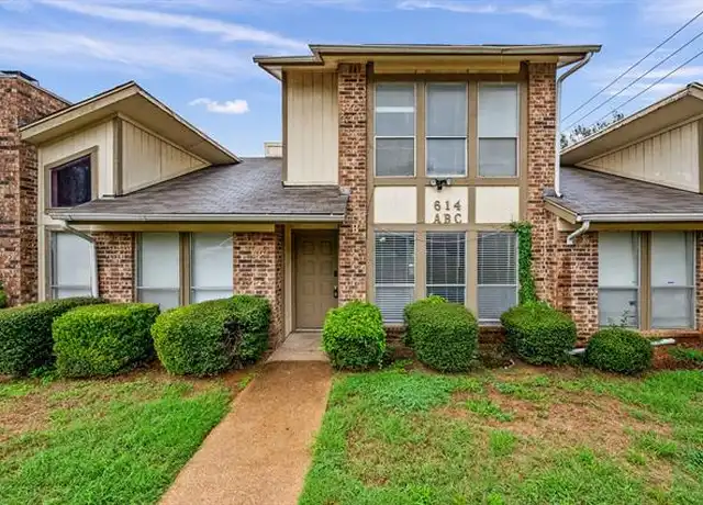 Property at 614 Lillard Rd Unit B, Arlington, TX, 76012, 2 beds, 1.5 baths, [object Object]