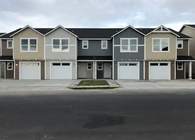 Property at 685 E Oregon Ave, Hermiston, OR, 97838, 3 beds, 2.5 baths, [object Object]