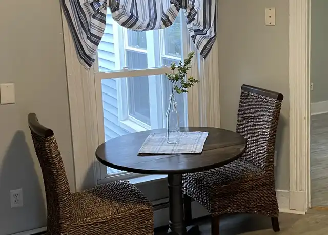 Property at 240 Parkview Ave Unit 2, Bangor, ME, 04401, 2 beds, 1 bath, [object Object]