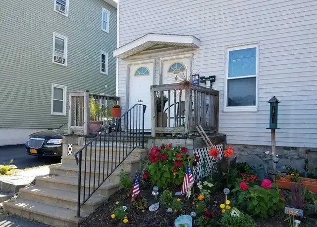 Property at 543 Park Ave Unit 3, Worcester, MA, 01603, 2 beds, 1 bath, [object Object]