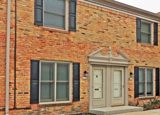 Property at 1723 Sessions Walk, Hoffman Estates, IL, 60169, 2 beds, 1.5 baths, [object Object]
