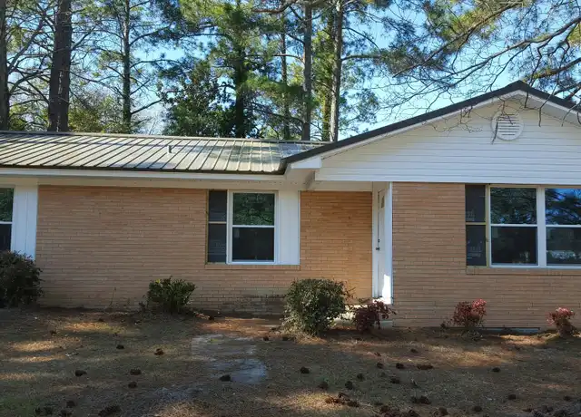 Property at 804 Gentilly Rd, Statesboro, GA, 30458, 4 beds, 2 baths, [object Object]