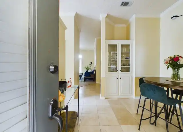 Property at 914 W 26th St #303, Austin, TX, 78705, 2 beds, 2 baths, [object Object]