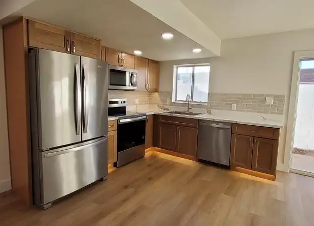 Property at 5040 N 18th Ave Unit 3, Phoenix, AZ, 85015, 2 beds, 1 bath, [object Object]