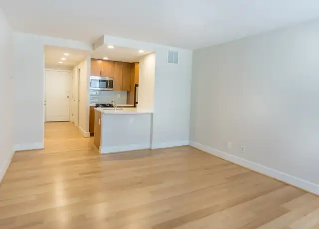 Property at 1112 M St NW Unit 0309, Washington, DC, 20005, 0 beds, 1 bath, [object Object]