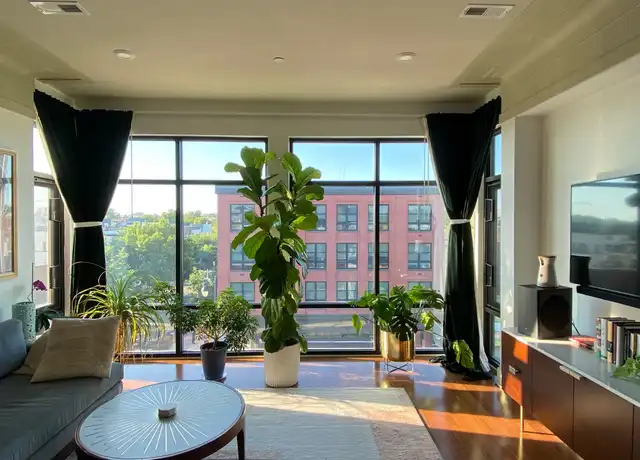 Property at 1301 H St NW Unit 7, Washington, DC, 20530, 3 beds, 2 baths, [object Object]