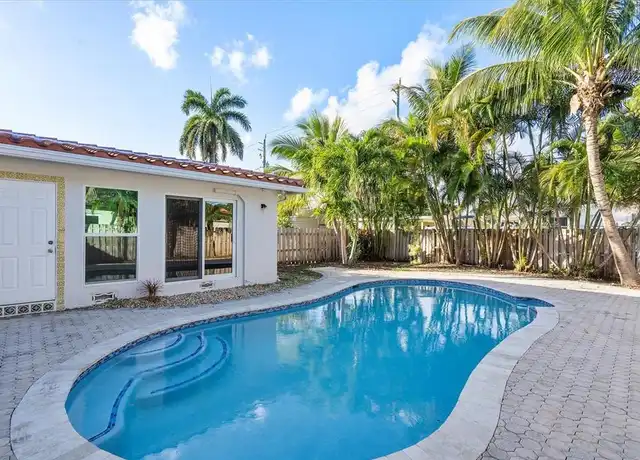 Property at 1123 Lincoln St, Hollywood, FL, 33019, 3 beds, 1.5 baths, [object Object]
