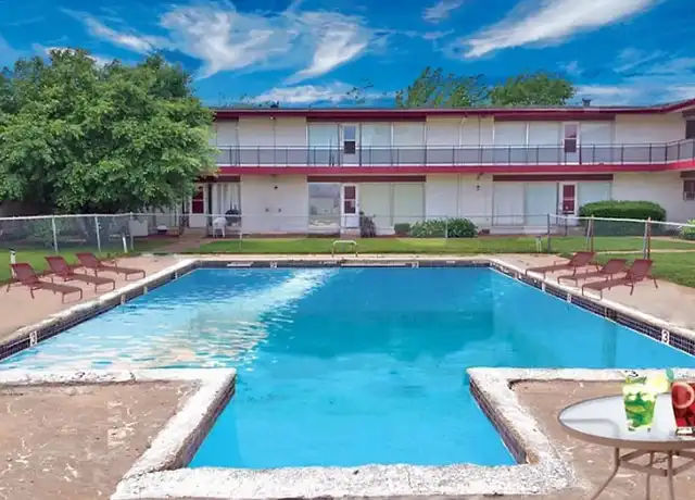 Property at Crestpark Apartments - 3624 NW 42nd St, Oklahoma City, OK, 73112, 0-1 beds, 1 bath, [object Object]