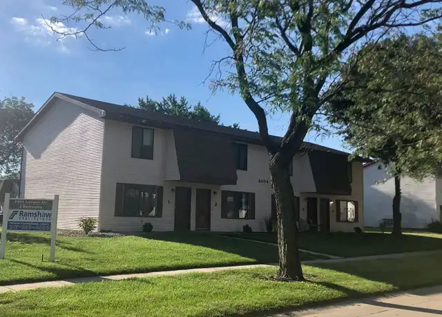 Property at 2404 Leeper Dr, Champaign, IL, 61822, 2 beds, 1.5 baths, [object Object]