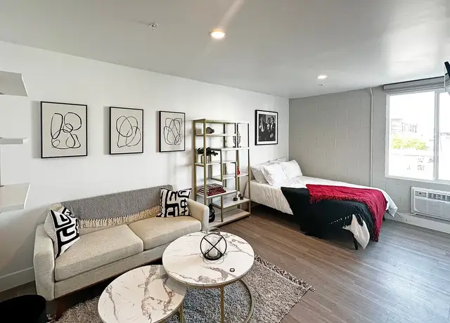 Photo of 213 N 9th St, Las Vegas, NV 89101