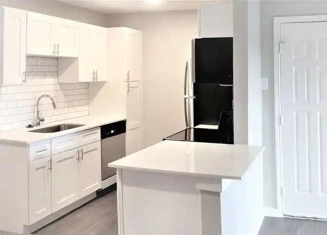 Property at Centennial Place Apartments - 7001 S Congress Ave, Austin, TX, 78745, 0-1 beds, 1 bath, [object Object]