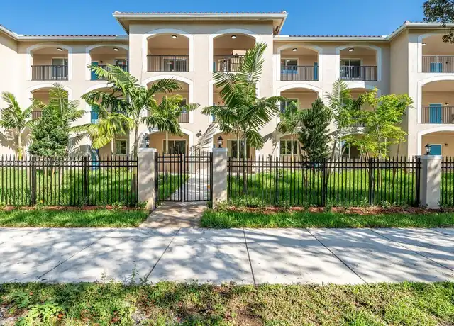 Property at 2575 SW 64th Ave Unit 9, Miramar, FL, 33023, 2 beds, 2 baths, [object Object]