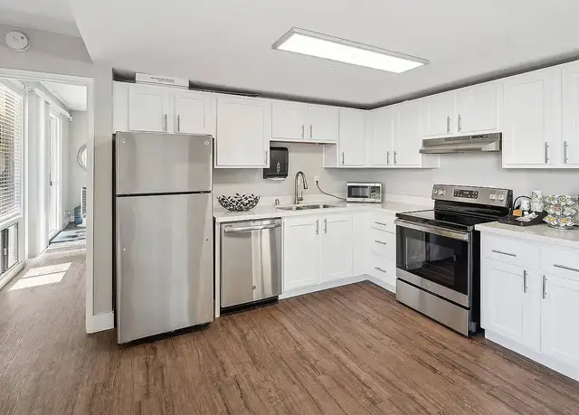 Photo of 1000 Continentals Way, Belmont, CA 94002
