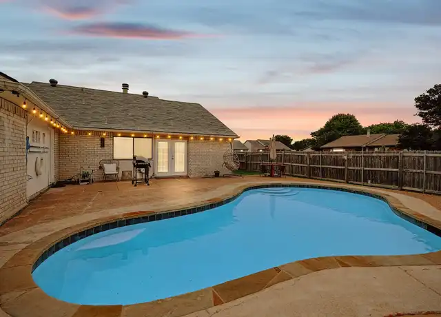 Property at 1113 Cherokee Trl, Plano, TX, 75023, 3 beds, 2 baths, [object Object]