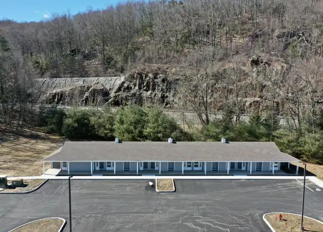 Property at 1030 Federal Rd Unit 301, Brookfield, CT, 06804, 1 bed, 1 bath, [object Object]