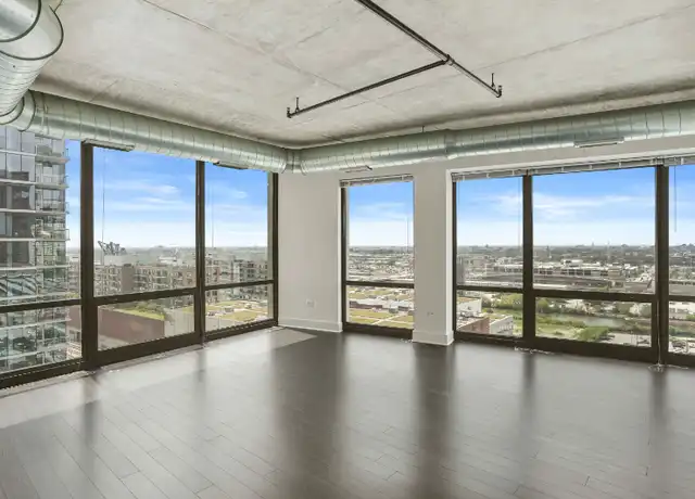 Property at 870 S Clark St, Chicago, IL, 60605, 3 beds, 2 baths, [object Object]