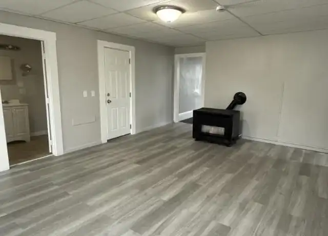 Property at 16 Bullard St, New Bedford, MA, 02746, 3 beds, 1 bath, [object Object]