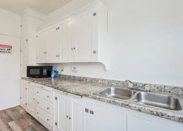 Photo of 423 2nd St NE, Puyallup, WA 98372