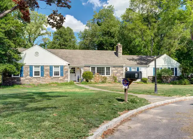 Property at 4 Craig Ln, Haverford, PA, 19041, 3 beds, 2.5 baths, [object Object]