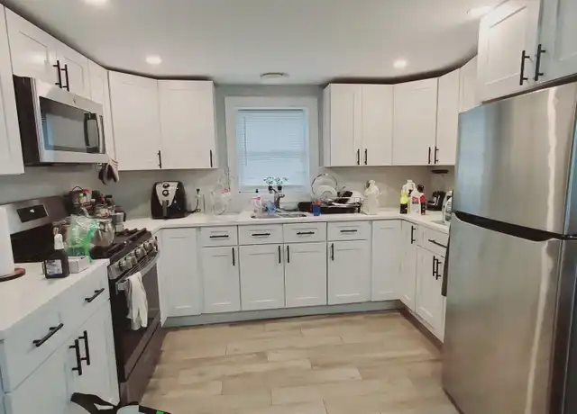 Property at 26 Court St Unit 1, Stamford, CT, 06902, 1 bed, 1 bath, [object Object]