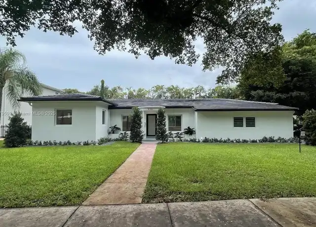 Property at 936 S Alhambra Cir, Coral Gables, FL, 33146, 3 beds, 2 baths, [object Object]