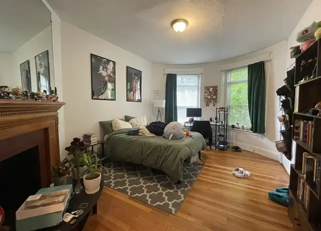 Property at 191 Winthrop Rd Unit 1, Brookline, MA, 02445, 4 beds, 2 baths, [object Object]