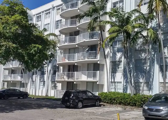 Property at 494 NW 165th Street Rd Unit C403, Miami, FL, 33169, 1 bed, 1 bath, [object Object]