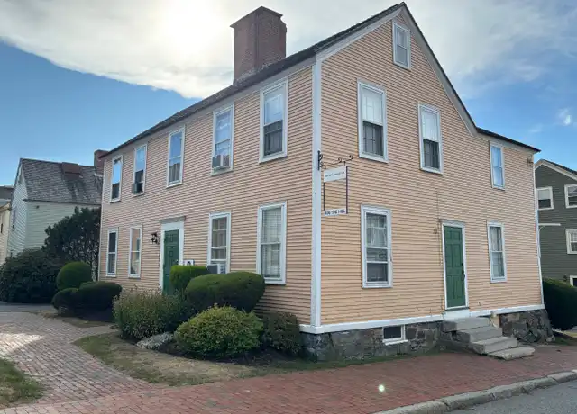 Property at 406 The Hl Apt 1, Portsmouth, NH, 03801, 1 bed, 1 bath, [object Object]