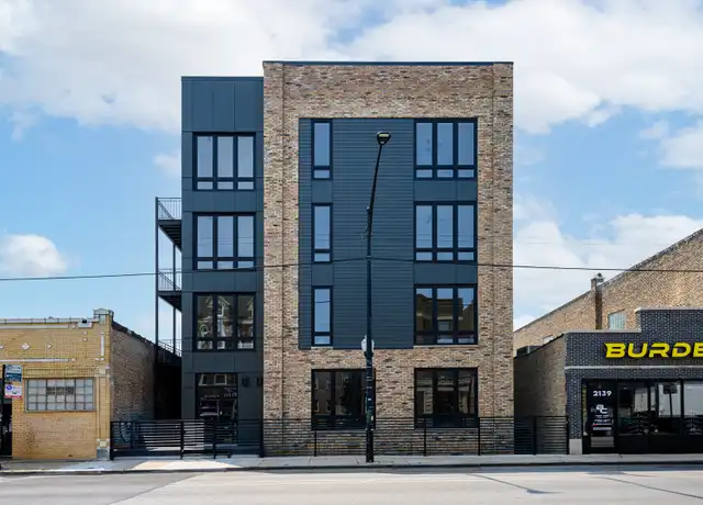 Property at 2135 W Cermak Rd Unit 4N-PH, Chicago, IL, 60608, 3 beds, 2 baths, [object Object]
