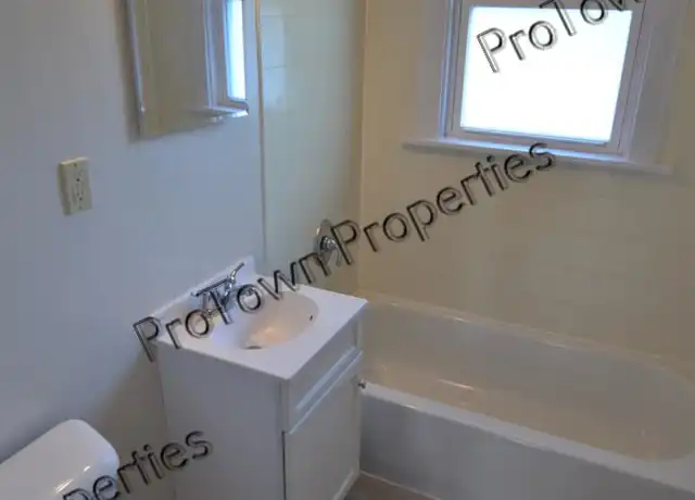 Property at 812 Morgan St, Joliet, IL, 60436, 2 beds, 1 bath, [object Object]