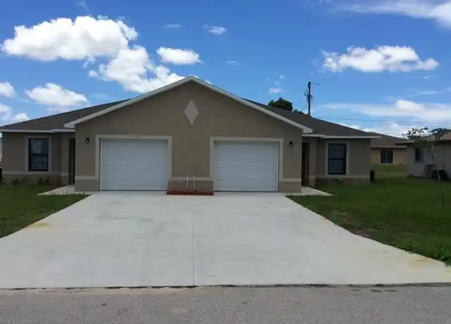 Property at 542 SE 6th Pl, Cape Coral, FL, 33990, 3 beds, 2 baths, [object Object]