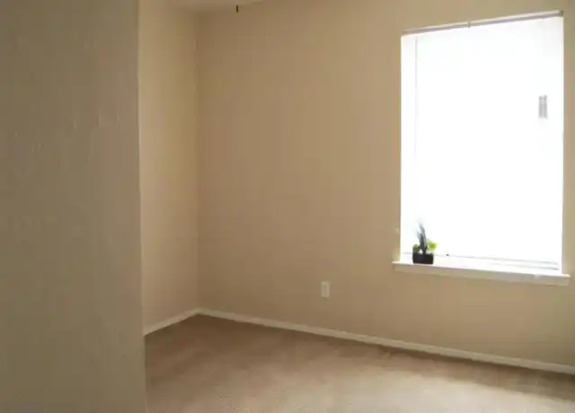 Property at 1808 S Las Vegas Trl, Fort Worth, TX, 76108, 1 bed, 1 bath, [object Object]
