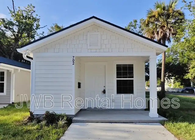 Property at 702 Phelps St, Jacksonville, FL, 32206, 3 beds, 2 baths, [object Object]