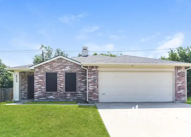 Property at 8009 Mosstree Dr, Arlington, TX, 76001, 3 beds, 2 baths, [object Object]