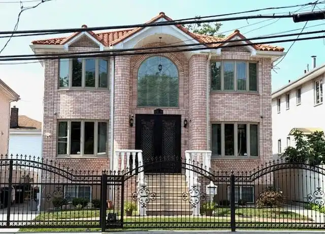 Property at 23209 64th Ave, Oakland Gardens, NY, 11364, 2 beds, 1 bath, [object Object]