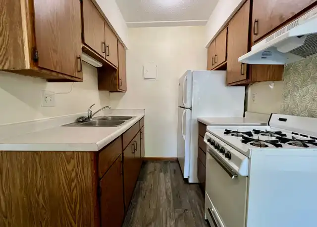 Property at 1532 10th St SE Unit A1532-7A, Rochester, MN, 55904, 1 bed, 1 bath, [object Object]